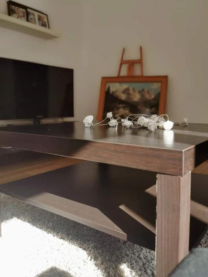 Casa File De Poveste Târgu Jiu Exteriér fotografie